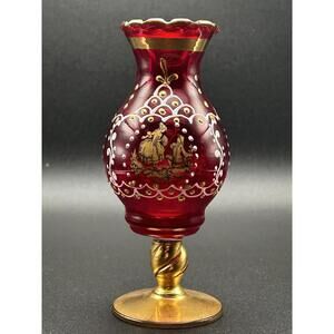 Vintage Beautiful Murano Italian art glass Classical Cameo Vase Red 5 Inch 1970s